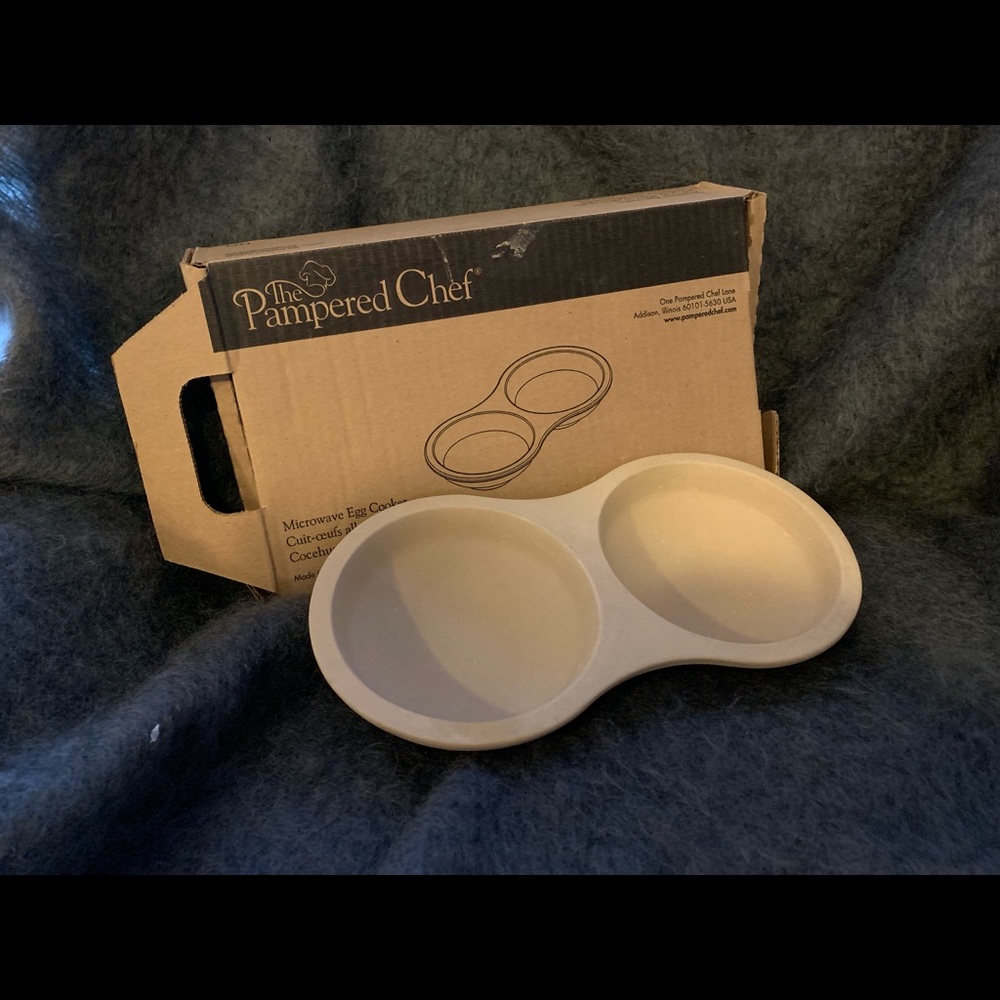New in box, Pampered Chef microwave egg maker